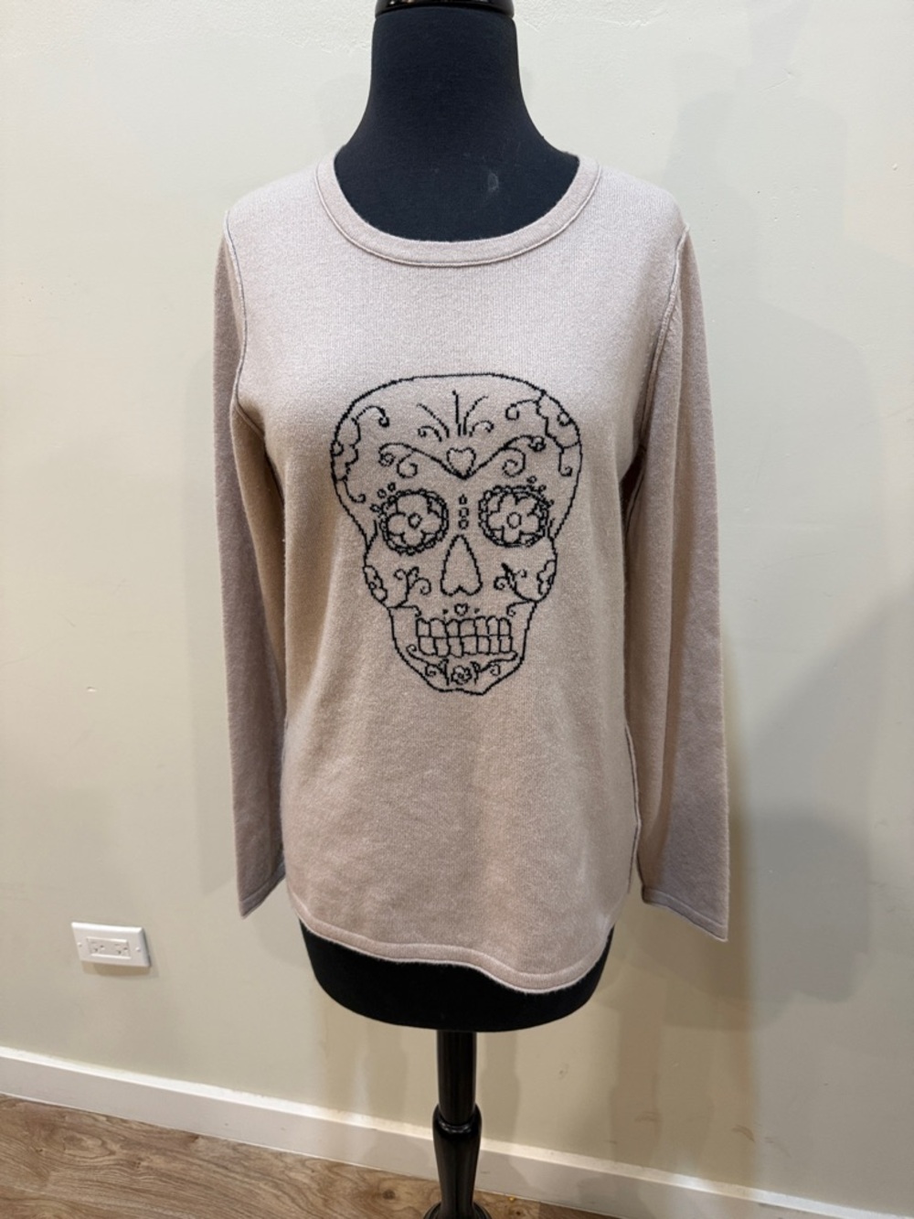 Christopher Fischer 100% cashmere sweater